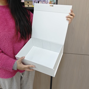 Elegant Clothing Box White Magnetic Folding Luxury Rigid Cardboard with Ribbon Sustainable - Product Image 2