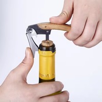 Coffret Cadeau Personnalisé 4-en-1 pour Ouvre-Bouteille et Bouchon de Vin Rouge avec Accessoires, Tire-Bouchon en Bois avec Anneau Anti-Goutte, Boîte en Bois
