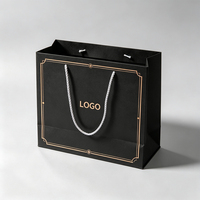 Boîte cadeau en papier rigide personnalisée de luxe avec sac en papier assorti, logo et motif personnalisés, emballage haut de gamme