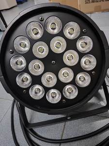 Luz LED Par Larga de 18*10W, Control DMX512/Activación por Sonido, RGBW, Aleación de Aluminio, 3200K-6500K CCT, para KTV/Fiestas/Bares/Discotecas/Conciertos - Product Image 2
