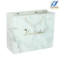 Sac en papier Euro Tote rose mat laminé personnalisé et imprimé sur mesure, avec poignée longue, pour la vente au détail de lunettes et de montres