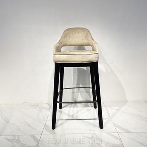 Chaise de bar moderne <span class=keywords><strong>en</strong></span> tissu velours, vente <span class=keywords><strong>en</strong></span> gros, <span class=keywords><strong>tabouret</strong></span> de bar nordique <span class=keywords><strong>en</strong></span> <span class=keywords><strong>bois</strong></span> massif ASH - Product Image 1