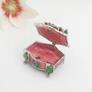 SHINNYGIFTS ручная роспись Стрекоза Цветочная эмаль ювелирные изделия шарнирная коробка для безделушек домашняя декоративная навесная коробка картонная упаковка - Product Image 6