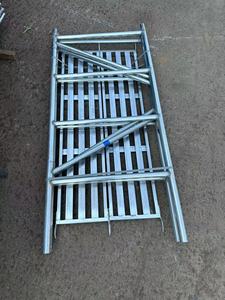 Mini échafaudage mobile avec roues établi en acier pour électricien/charpentier/<span class=keywords><strong>peintre</strong></span>/jardinier/artisanat personnel - Product Image 6