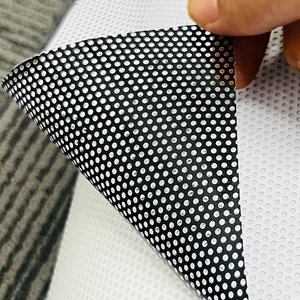 Vinile stampabile in lattice One Way Vision con pellicola perforata rimovibile 70/30 per finestre, ideale per la privacy su vetri di uffici e grandi superfici - Product Image 4