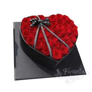 Valentinstag Romantische Rosen Frische Rosen Herzförmige Box Ewige Liebe Blumen konservieren
