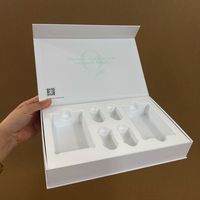 [Seulement personnalisé] boîte de papier en carton Kraft chocolat Flip en forme de livre pliant magnétique mariage vacances boîte d'emballage cadeau