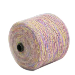 柔软的马海毛纱线丙烯酸混纺纱，用于手工编织毛衣和马海毛混纺织物