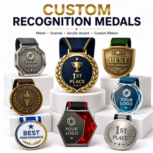 Médaille de récompense d'entreprise avec logo gravé sur métal, ruban et boîte cadeau pour la reconnaissance des employés - Product Image 1