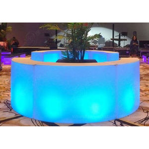 Batang Semi Bulat Plexi Putih 6 Kaki dengan Lampu Led - Product Image 1