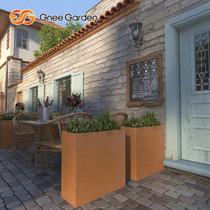 Jardinière carrée en acier galvanisé de style américain pour la maison et le jardin, embellit la terrasse et les espaces extérieurs de manière décorative - Product Image 1