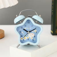 Réveil de table créatif et mignon en forme d'étoile pour enfants et étudiants, silencieux, classique et tendance, idéal comme cadeau