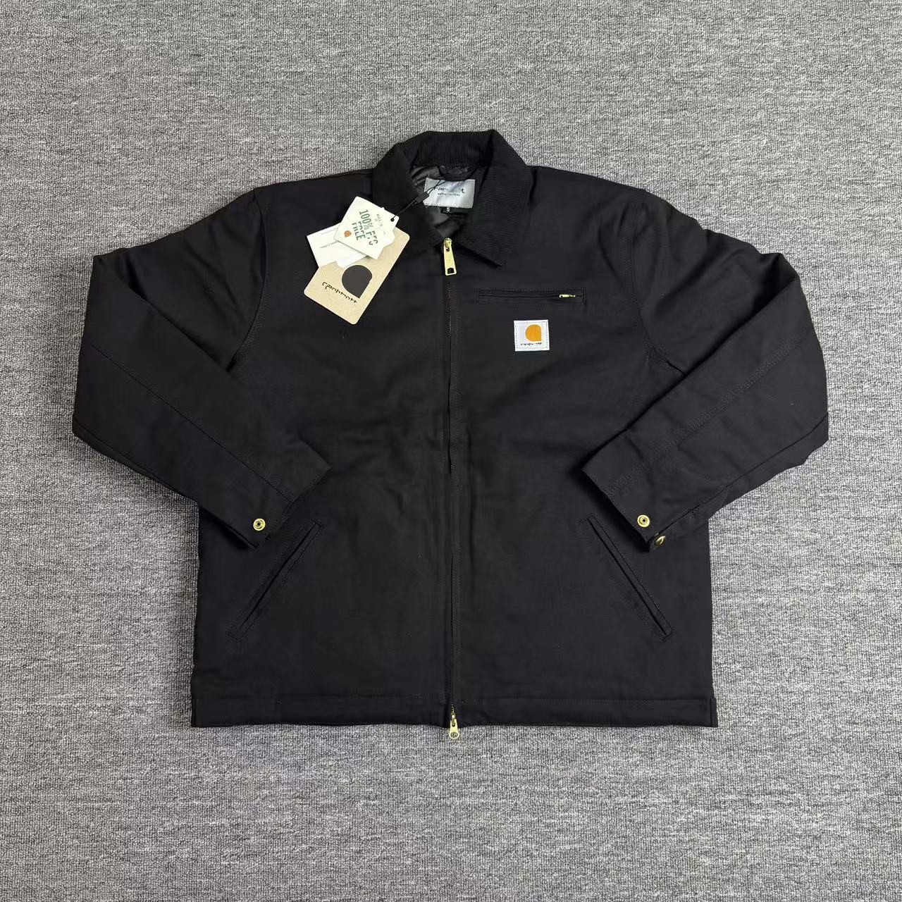 Vintage Carhartt Detroit jackets - Durable & Stylish