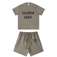 Vente en gros Ensemble t-shirt et short décontractés à épaules tombantes pour hommes, ensemble 2 pièces t-shirt et short surdimensionnés avec logo personnalisé