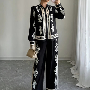 Nuovo Set Estivo Sportivo da <span class=keywords><strong>Donna</strong></span> alla Moda, Due Pezzi con Stampa Floreale, Top Ampio e Pantaloni a Vita Alta - Product Image 1