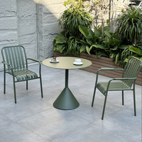 Ensemble de mobilier de restaurant en aluminium de gros Decoout Tables et chaises de café en métal de style moderne pour l'extérieur