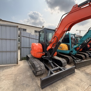 Mini-excavatrice compacte Kubota U40 d'occasion d'origine japonaise, 4 tonnes, sur chenilles, pour travaux agricoles, aménagement paysager et sites étroits - Product Image 5