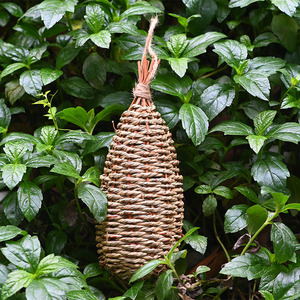 Nid d'oiseau tissé à la main en herbe, moyen, arrondi, pour usage extérieur - Product Image 2