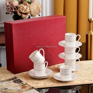Vente flash : Ensemble de tasses à thé et soucoupes en porcelaine de luxe européenne à bord doré, idéal pour un cadeau - Product Image 3