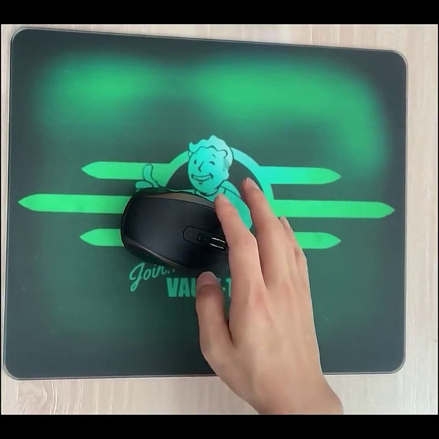 Fashion 2.0 MM Tempered Glass Frosted Effect Mouse Pad for Games Using Mouse Mat Manufacturer