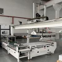 Machine d'emballage automatique pour le conditionnement de revêtements de sol en vinyle et la scellage à chaud
