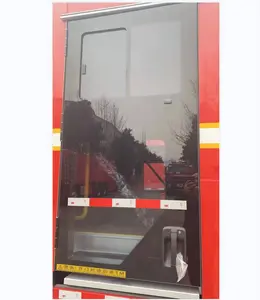 Caminhão de combate a incêndios, compartimento de vidro independente para passageiros, porta de vidro