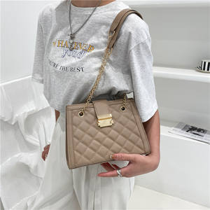 Gran oferta, cadena de celosía de diamantes, bolsos de moda para mujer, monederos Hobos informales y bolsos de mano para mujer - Product Image 5