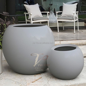 Vasi per Piante di Lusso in Fibra di Vetro, Ecologici, Intagliati a Mano, Grandi Dimensioni, Colori Personalizzabili, Design Contemporaneo per Interni/Esterni - Product Image 4