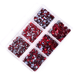 Boîte de 6 compartiments de <span class=keywords><strong>strass</strong></span> thermocollants en verre à fond adhésif thermofusible, assortis, style à tige, accessoires pour nail art, sacs et chaussures - Product Image 3
