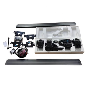 Il y a des marches et des sorties d'échappement latérales sur les marchepieds électriques du véhicule pour Benz G500 G63 marchepied latéral électrique 2019-2023 - Product Image 3