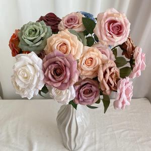 Bouquet de 3 roses artificielles Manta Rose, fleurs en soie plastifiée gaufrée pour mariage et décoration intérieure - Product Image 2