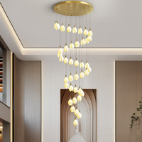 Lustre LED en spirale design floral pour escalier, idéal pour villa duplex, hall d'hôtel et projets d'éclairage de plafonds hauts