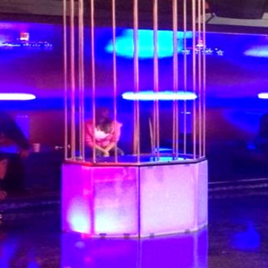 Scène <span class=keywords><strong>de</strong></span> danse musicale festive, podium <span class=keywords><strong>de</strong></span> spectacle <span class=keywords><strong>de</strong></span> strip-tease pour discothèque, éclairage <span class=keywords><strong>de</strong></span> scène pour danse Go-Go - Product Image 1