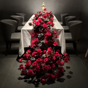 Hoa Runner Handmade Red Hàng Dài Nhân Tạo <span class=keywords><strong>Rose</strong></span> Bouquet Cho Đám Cưới Valentine Của Ngày Trang Trí Nội Thất Sản Phẩm Mới Hoa Sắp Xếp Cho Lễ Tạ Ơn - Product Image 2