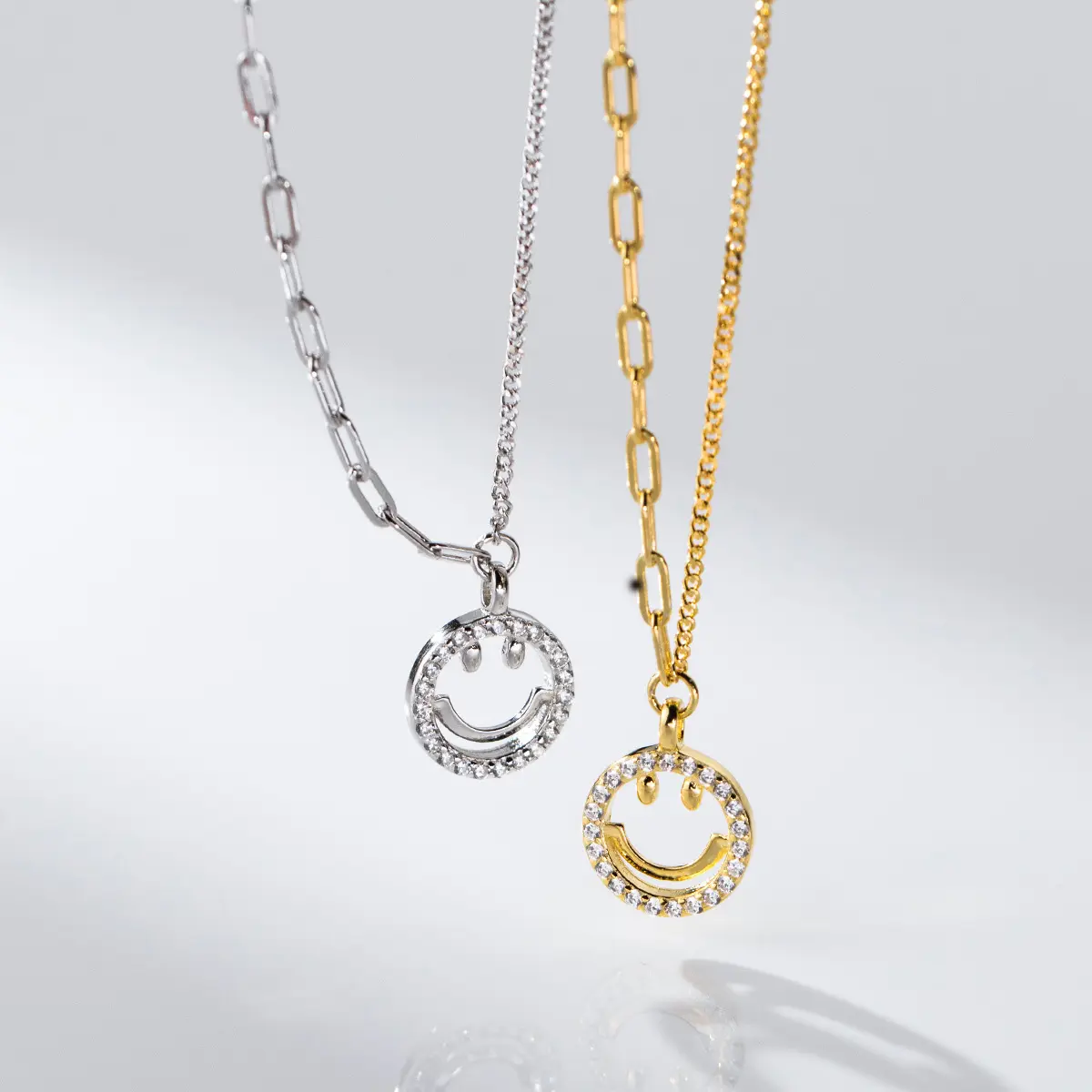 Модные ювелирные украшения 925 стерлингового серебра смайлик бриллиант Циркон Асимметричный бумажный зажим цепочка позолоченные ожерелья женщин
