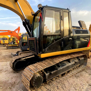 รถขุด CAT318D2 ขนาด 18 ตัน พร้อมบุ้งกี๋ขุดขนาด 0.9 ลูกบาศก์เมตร รถขุดตีนตะขาบ CAT318D2 มือสอง - Product Image 1