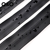 O & O-All Size Zipper Factory Nylon Tape Fermeture à glissière réversible avec curseur en caoutchouc noir Rouleau de fermetures à glissière en nylon imperméable