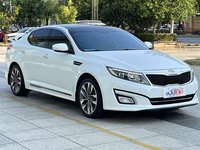 Voiture d'occasion K5 2014-2016 en bon état, berline sportive à essence avec intérieur en cuir, idéale pour une utilisation familiale à prix abordable