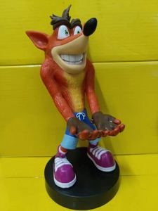 Figurines en résine PVC de haute qualité, 24 cm, en position debout, visage souriant, supports de téléphone portable, figurines d'anime <span class=keywords><strong>Crash</strong></span> <span class=keywords><strong>Bandicoot</strong></span> - Product Image 2