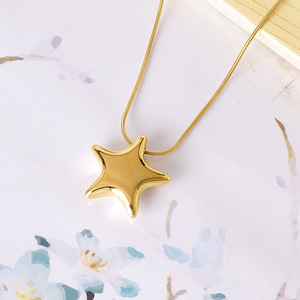 Collana a Stella Liscia in Acciaio Inossidabile Placcato <span class=keywords><strong>Oro</strong></span>, Impermeabile e Antiossidante, Tendenza Moda all'Ingrosso - Product Image 3