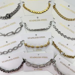 สร้อยข้อมือไทเทเนียมชุบทอง18K สำหรับผู้ชายทันสมัยทำจากสเตนเลสสตีลสไตล์ฮิปฮอปแบบหนา - Product Image 3