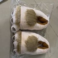 Meilleures ventes 2026 Nouvelle Arrivée Chaussons en peluche personnalisés mignons et doux en forme de patte, jouets en peluche Kawaii pour enfants