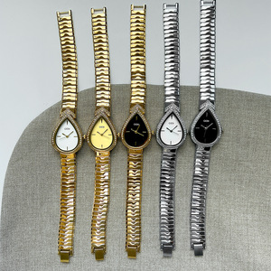 Montre-bracelet de luxe pour femmes, avec incrustation de diamants en forme de goutte, montre à quartz rétro à la mode pour femmes, montre à quartz pour banquet - Product Image 6