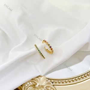 Anillos de Eternidad Dylam Personalizados Estilo Art Deco con Circonita Cúbica Verde y Baño de Oro de 18K, Anillos de Oro para Mujer - Product Image 4