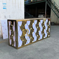 Table de bar pliable avec cadre en acier inoxydable doré et motifs interchangeables pour mariage, banquet, événement
