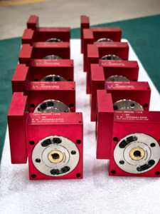 Módulo de control de velocidad de resistencia de calefacción y aire acondicionado para camiones, engranaje helicoidal ODM para Shaanxi Automobile Delong F2000 F3000 - Product Image 6