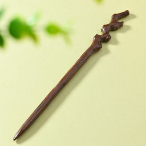 Épingle à cheveux en racine d'arbre ancien, style antique, bois sculpté, épingle à cheveux haut de gamme, accessoire pour cheveux Hanfu, épingle à cheveux en bois brut de racine d'arbre ancien - Product Image 4