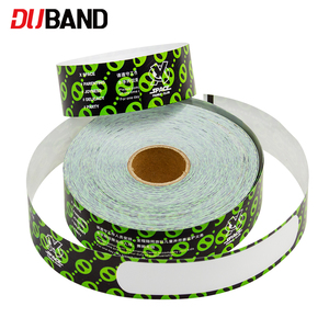 Pulseras anchas de papel térmico para eventos, bandas de identificación imprimibles personalizadas, impermeables y resistentes al desgarro para un acceso seguro - Product Image 1