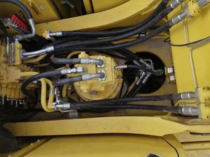 Excavadora Komatsu PC350, horas de trabajo bajas Excavadora sobre orugas Komatsu usada/Komatsu usada - Product Image 4