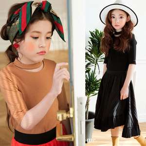 Nueva Camiseta Negra Barata con Cuello Redondo, 90% Algodón, 10% Poliéster, con Logotipo - Product Image 1